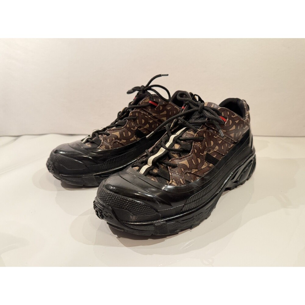 Burberry Arthur TB Monogram Sneaker Mens Size 7 US 40 EU Brown Black Italy
